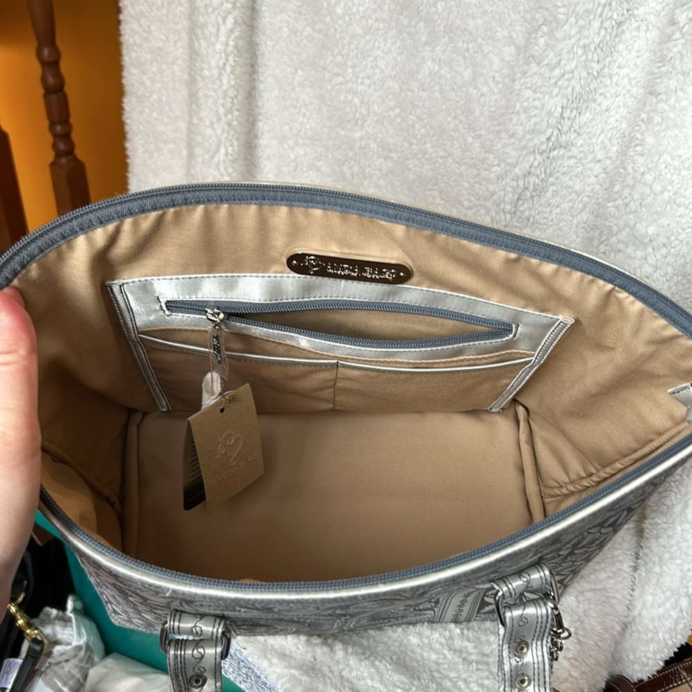 Banda Bags Kali Tote - Large Silver - Picture 14 of 16